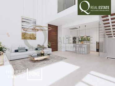 Villa con balcone in vendita a Golf Bahía