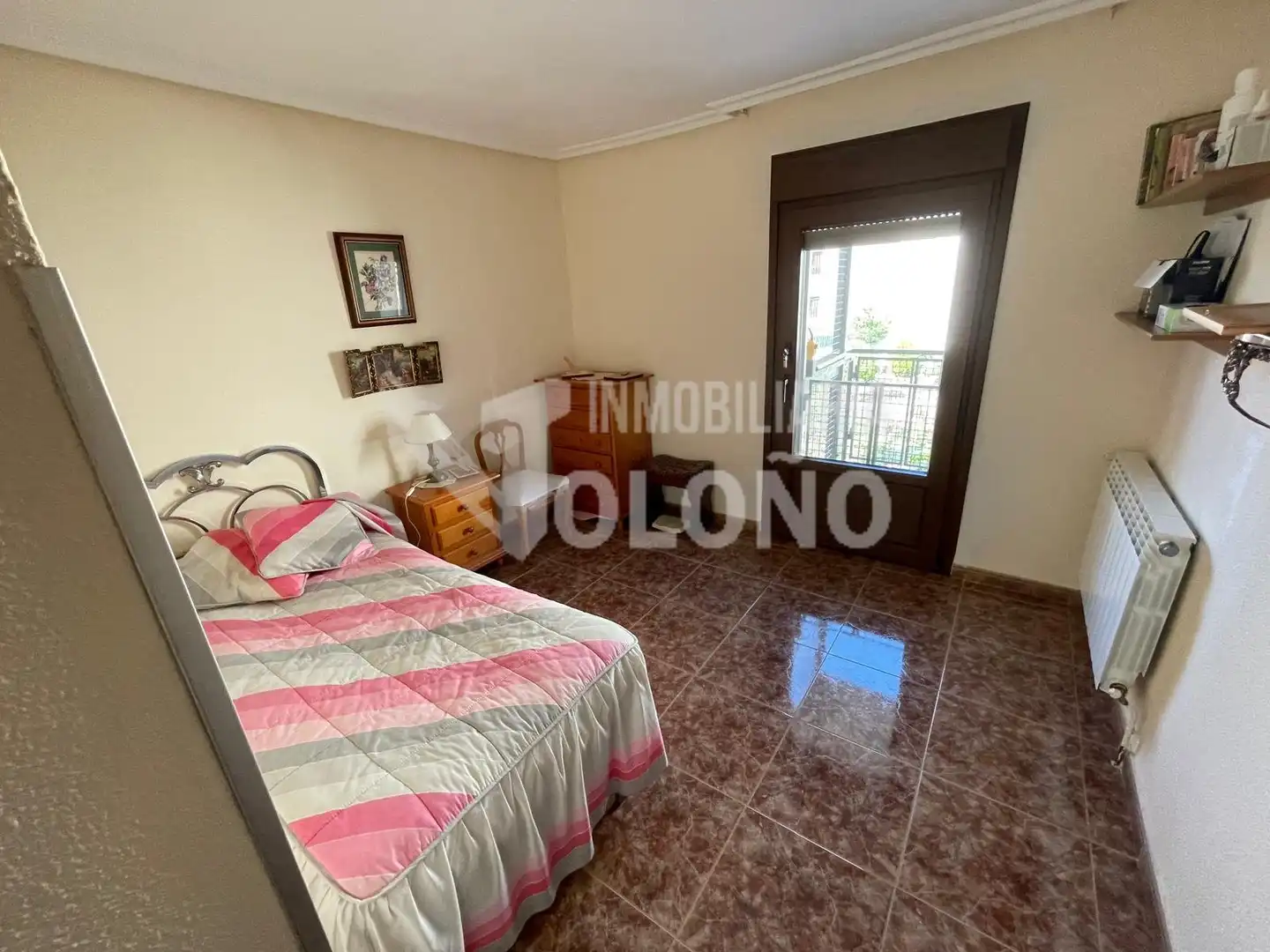 Bedroom of Houses for sale in Cihuri  with Heating, Private garden and Storage room
