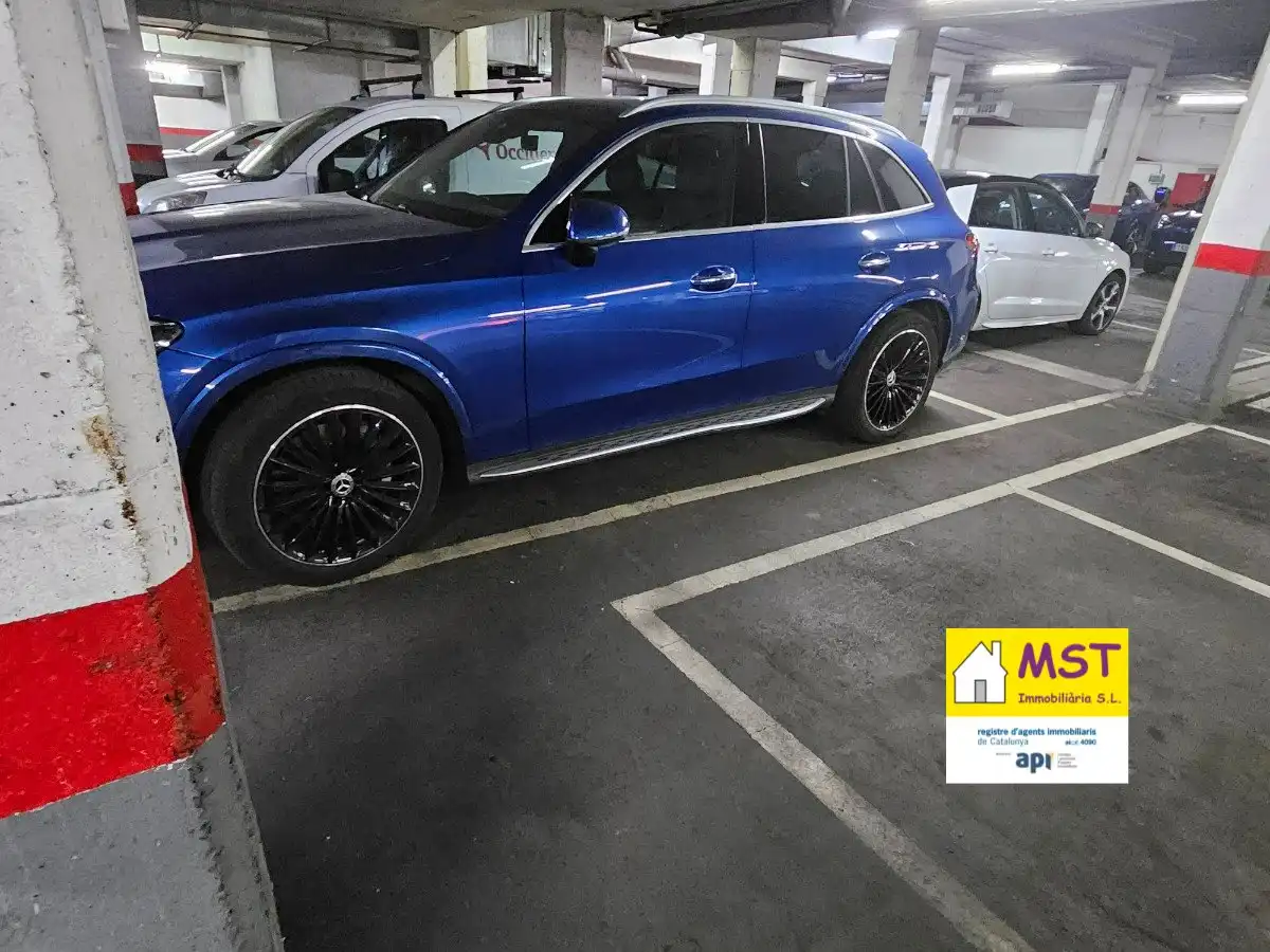 Einzelparkplatz mit Aufzug zum Verkauf in Carrer Maternitat d'Elna, imagen 2