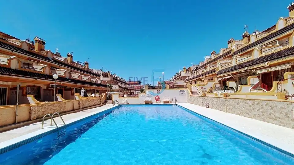 Pis amb piscina en venda a Orihuela Costa, imagen 2