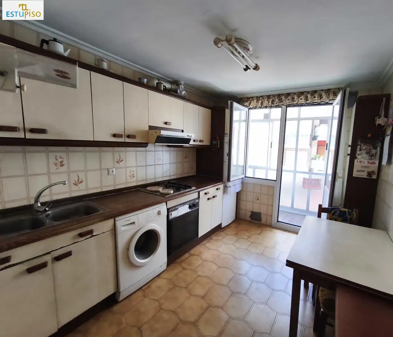 Cocina de Piso en venta en Vitoria - Gasteiz con Calefacción, Parquet y Terraza