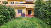Exterior view of Planta baja for sale in Villaviciosa de Odón  with Air Conditioner and Terrace