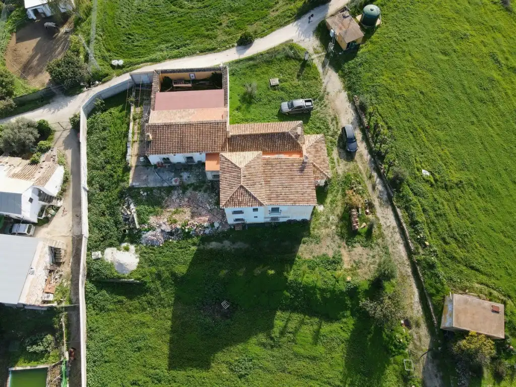 Finca rústica en venta en Coín con Jardín privado