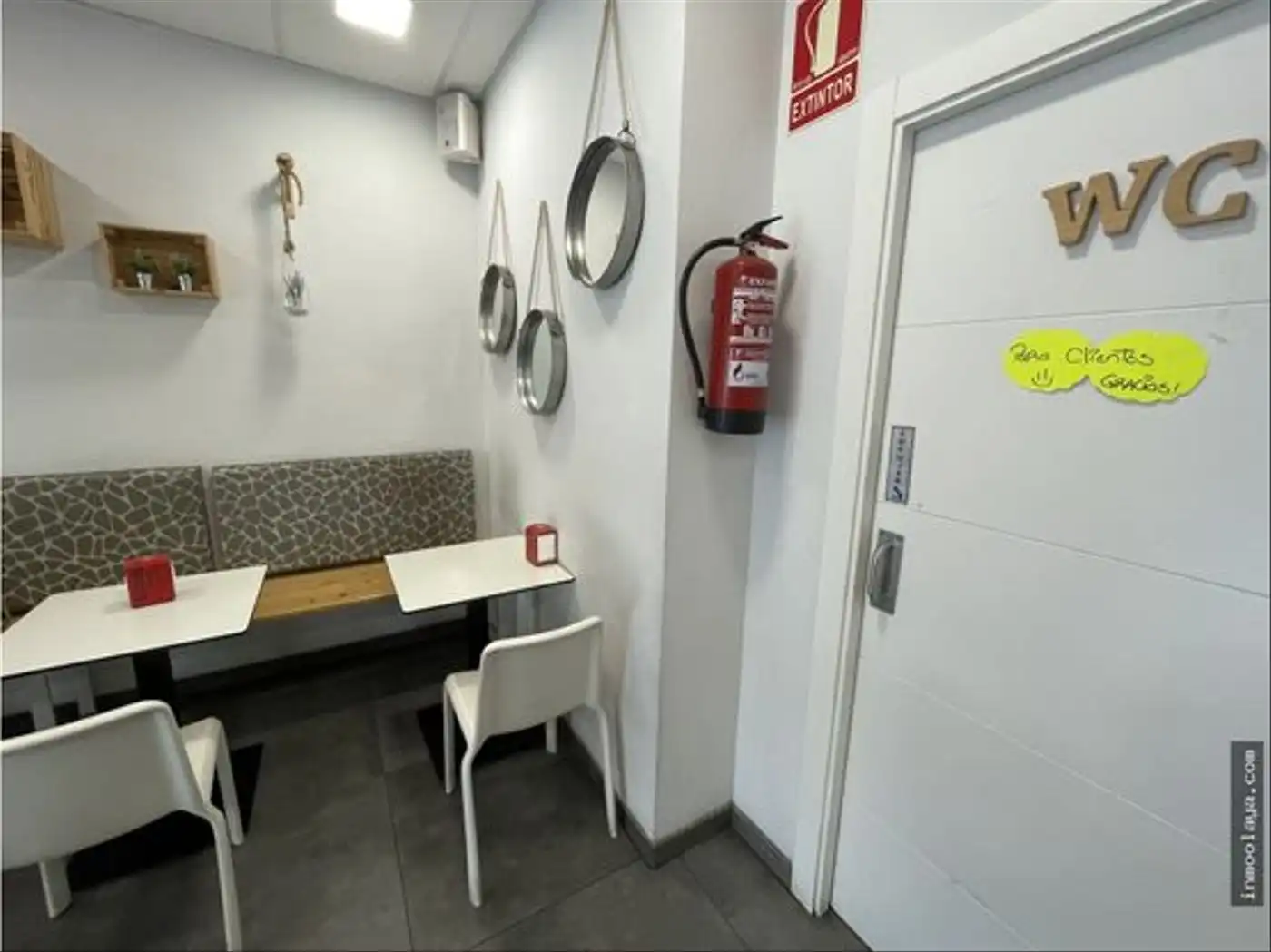 Business premises for transfer in Sants - Montjuïc, imagen 7