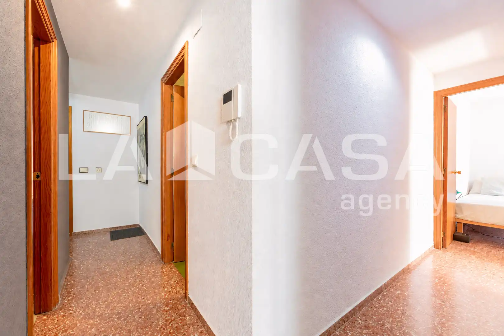Flat for sale in Valencia  with Balcony