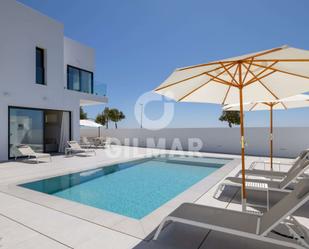 Swimming pool of House or chalet for sale in Conil de la Frontera  with Air Conditioner, Terrace and Swimming Pool