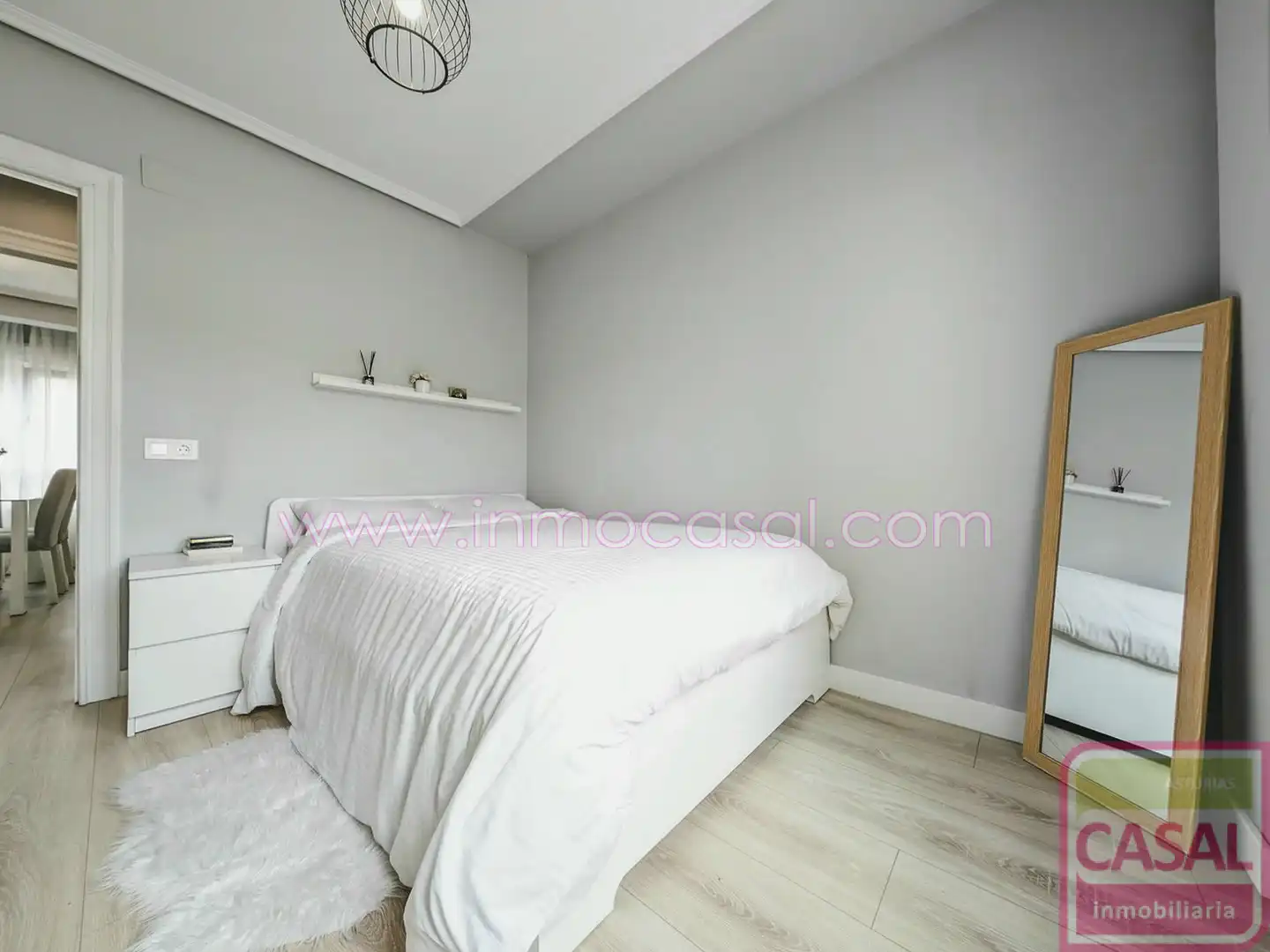 Schlafzimmer von Wohnung zum Verkauf in Oviedo  mit Heizung und Möbliert