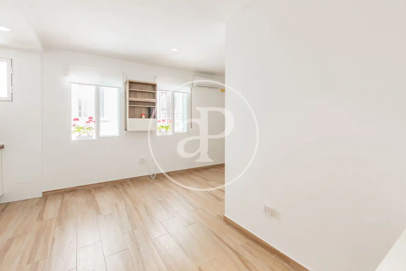 Bedroom of Flat for rent in Madrid  with Air Conditioner and Heating
