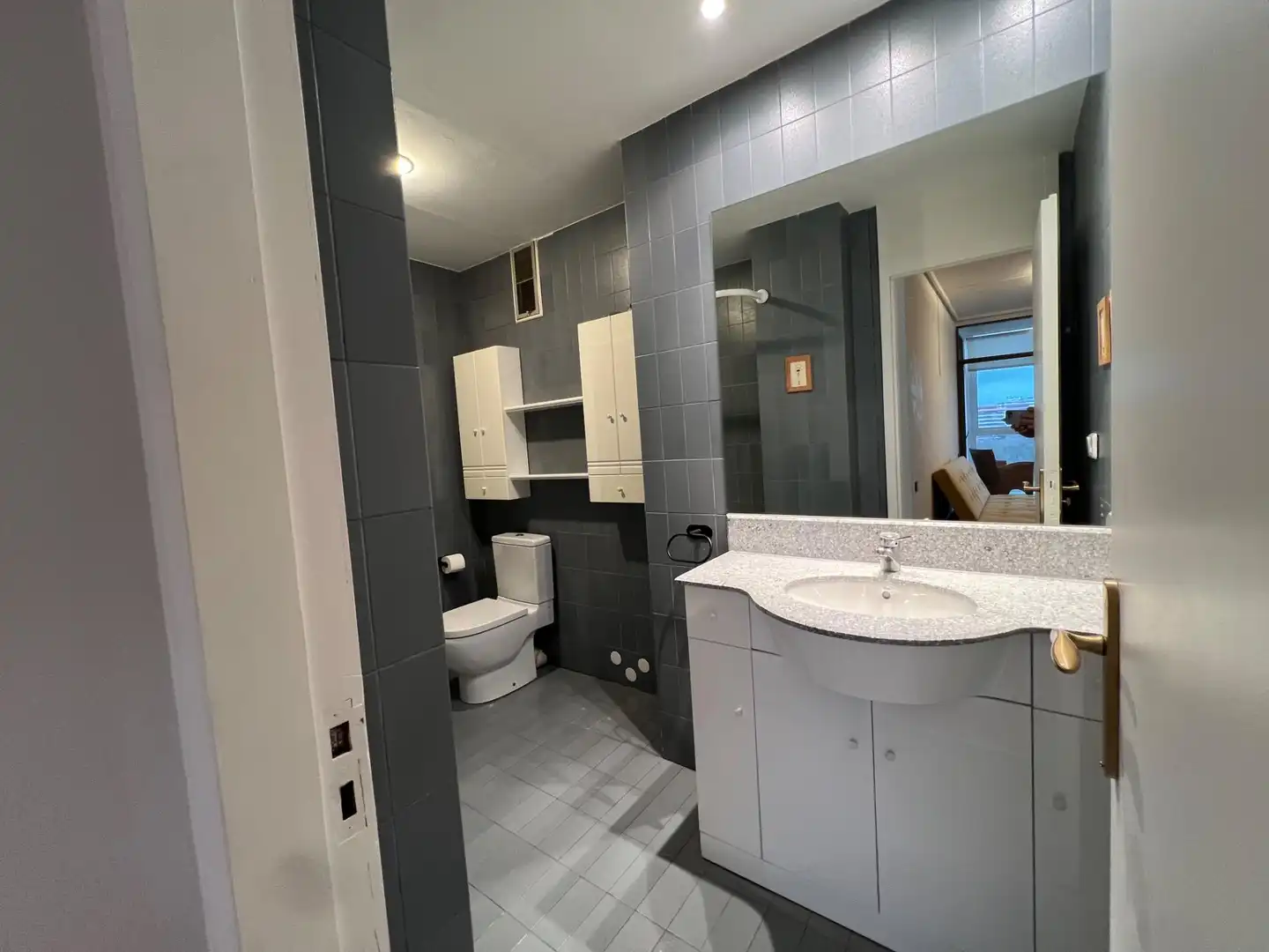 Bathroom of Flat for sale in  Pamplona / Iruña  with Heating, Furnished and Balcony