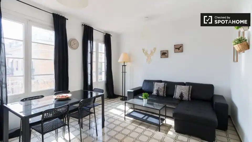 Fotografía del inmueble reportado: 1.200 €/mes — El Poble Sec – Parc de Montjuïc, Barcelona