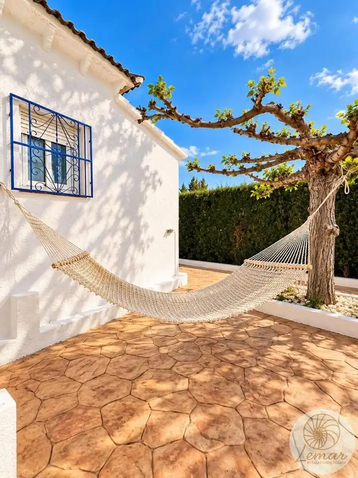 Terrassa de Casa o xalet en venda en L'Ametlla de Mar  amb Aire condicionat, Jardí privat i Terrassa
