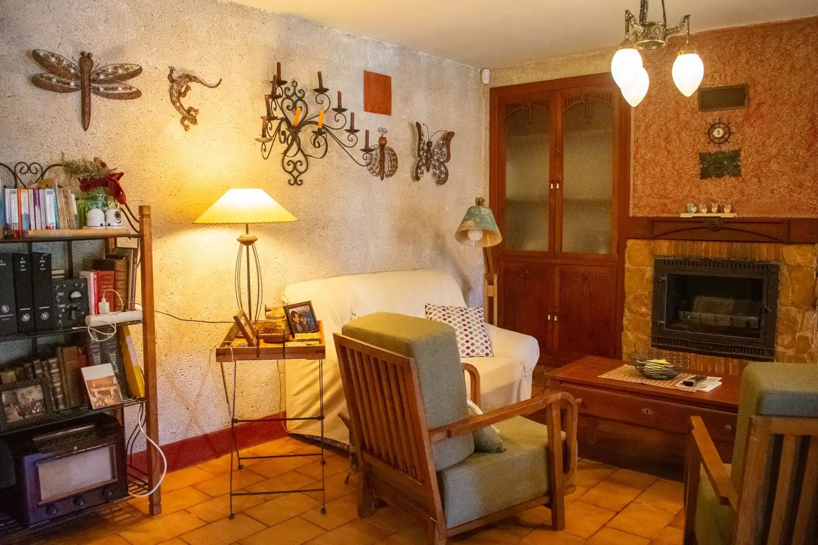 Sala d'estar de Casa o xalet en venda en Onil amb Jardí privat, Terrassa i Traster