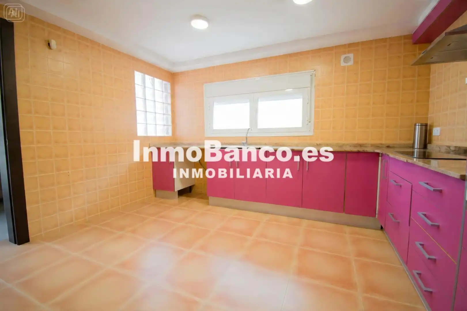 Casa o chalet en venta en Chiva con Jardín privado, Parquet y Terraza