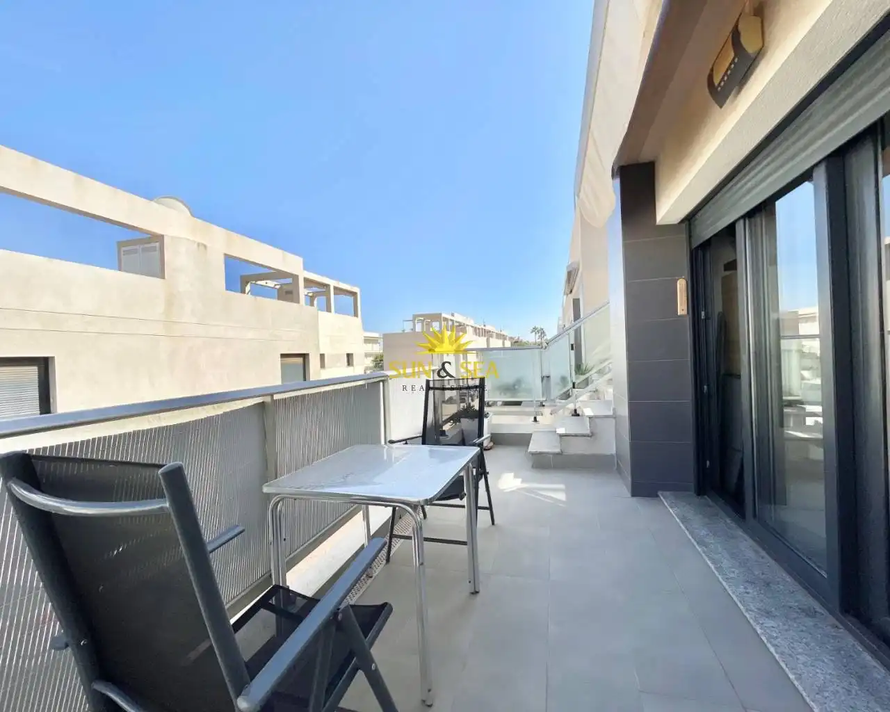 Terraza de Piso de alquiler en Pilar de la Horadada con Aire acondicionado, Calefacción y Terraza