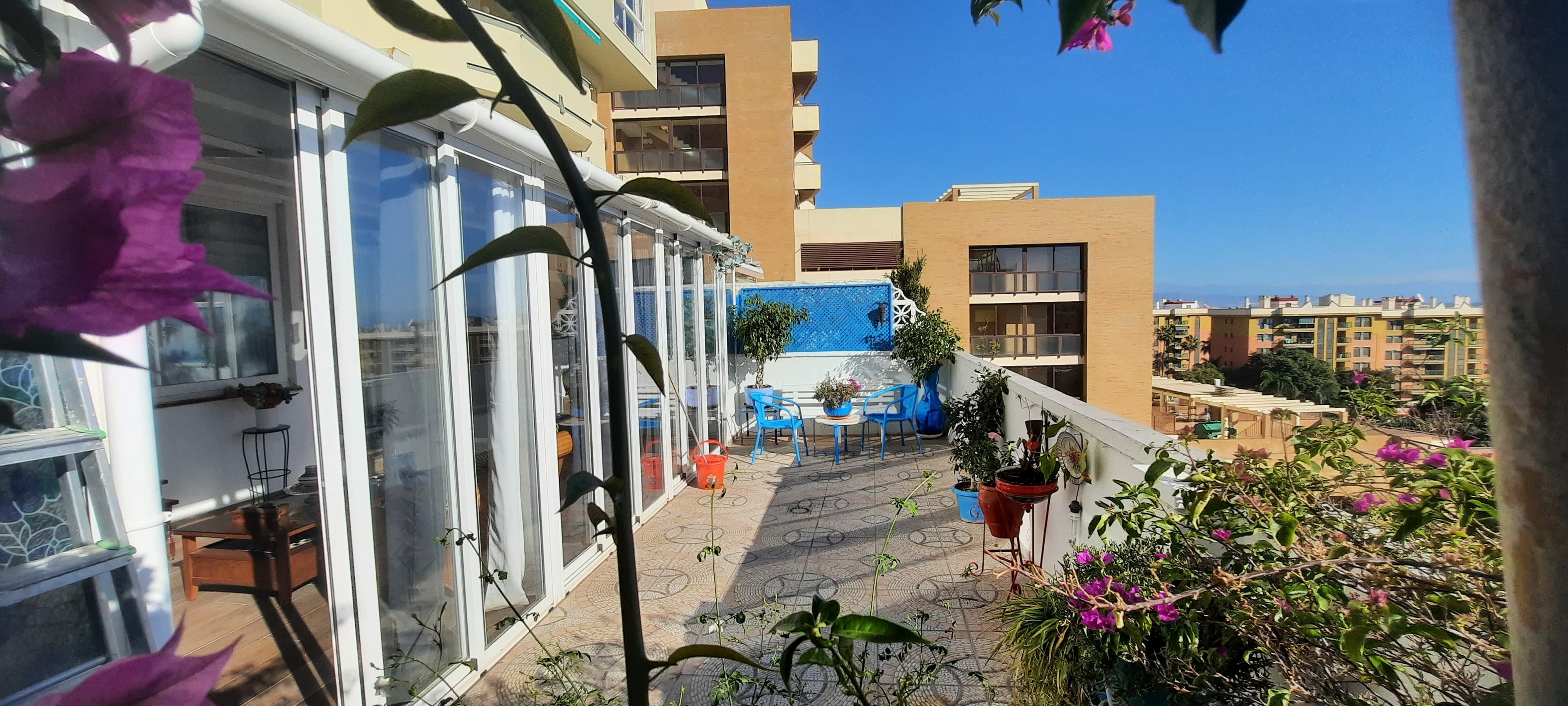 Piso en venta en El Bajondillo