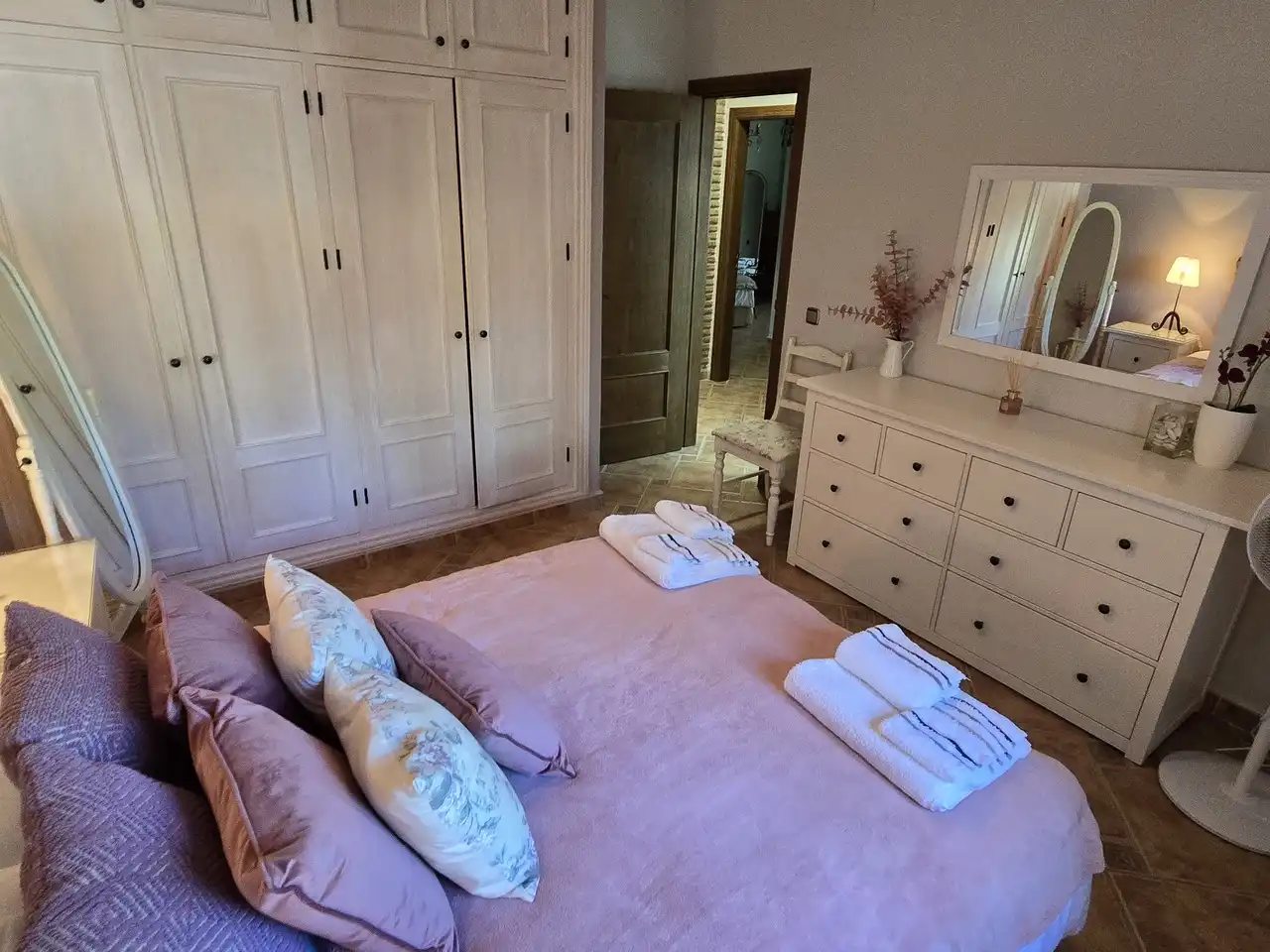 Bedroom of Houses for sale in Viñuela  with Air Conditioner, Terrace and Swimming Pool