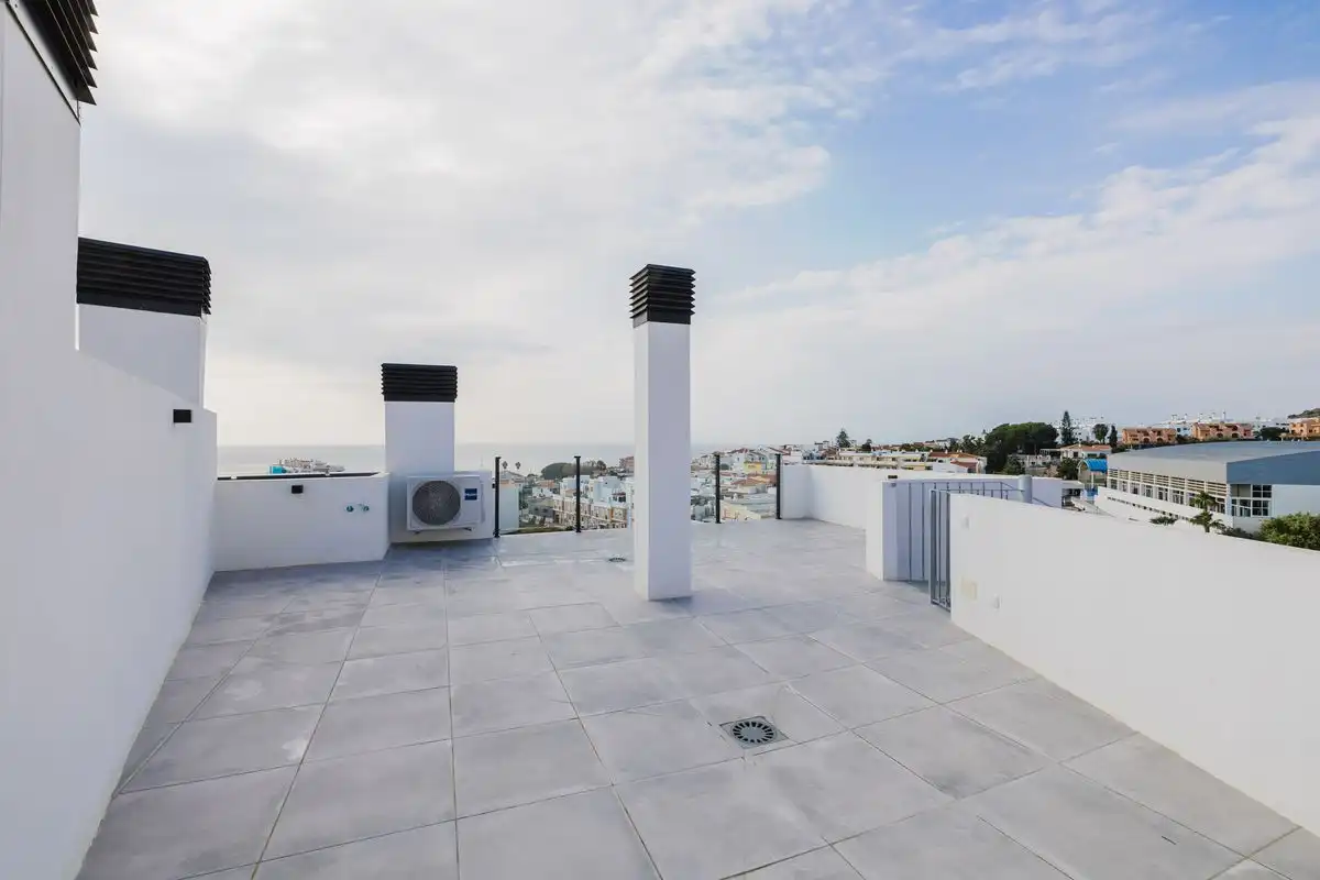 Terrasse von Dachboden zum Verkauf in Rincón de la Victoria mit Klimaanlage, Heizung und Terrasse
