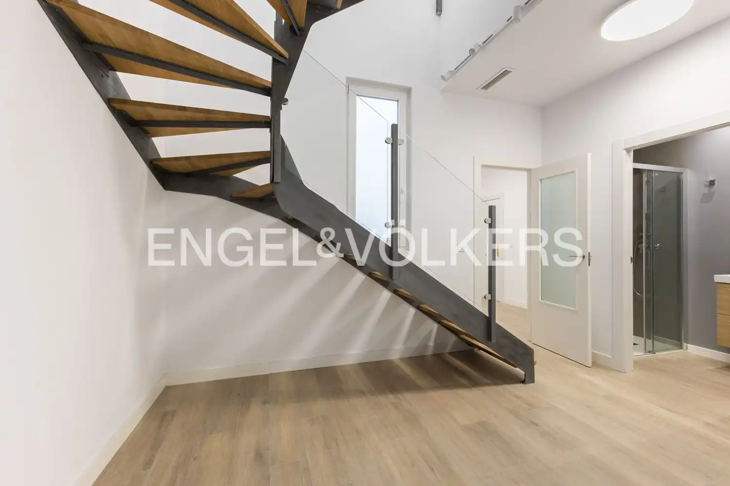 Ático de alquiler en Valencia con Aire acondicionado, Calefacción y Terraza
