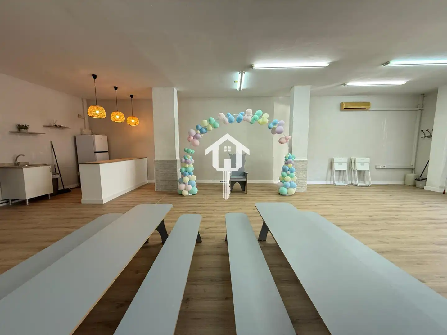 Local en venta en Alicante / Alacant con Aire acondicionado