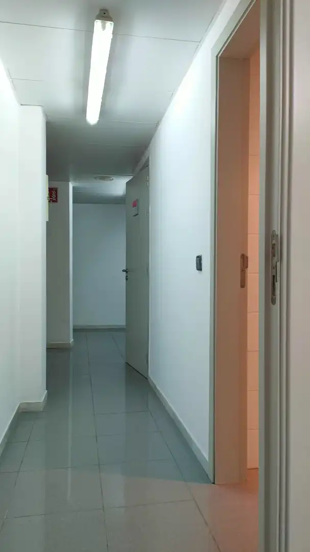 Local de alquiler en Girona con Aire acondicionado y Alarma