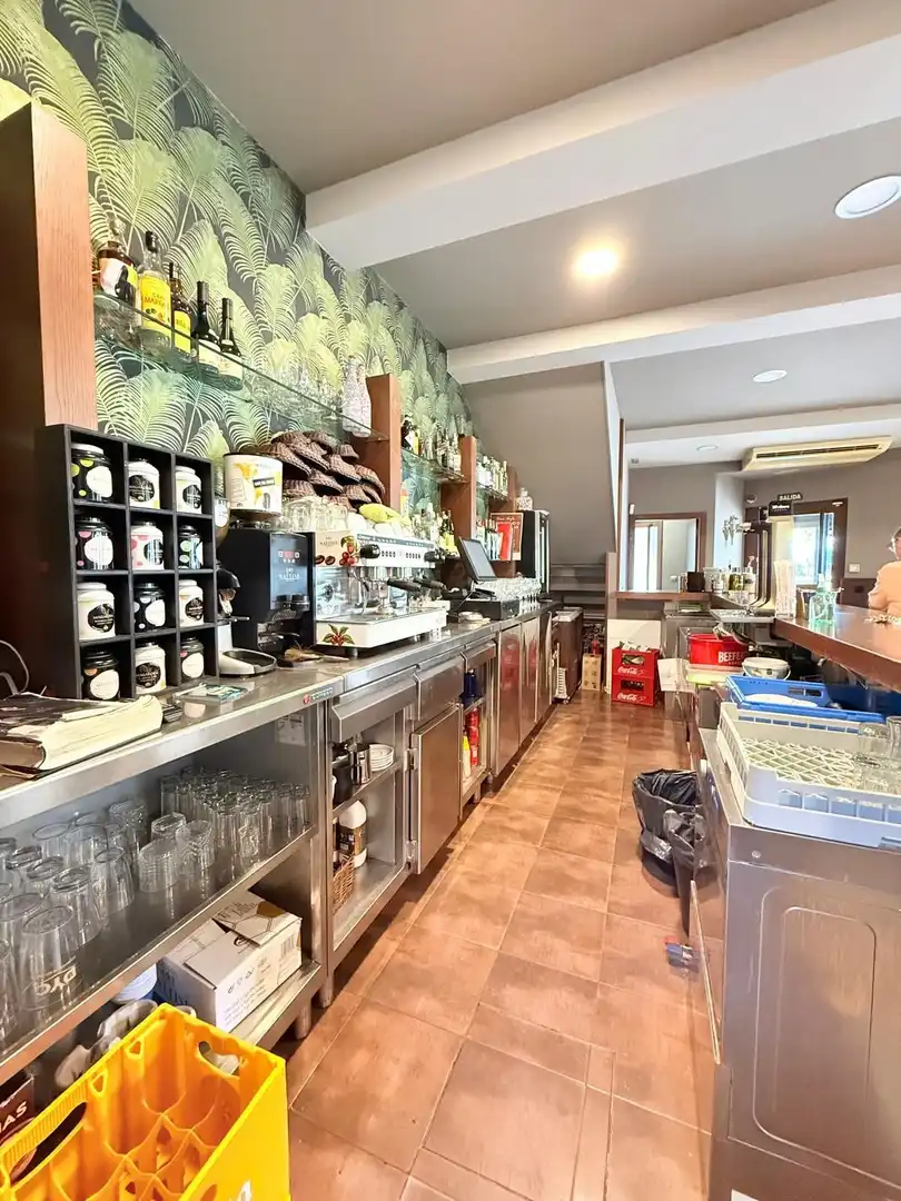 Casa o chalet en venta en Oleiros con Calefacción y Jardín privado