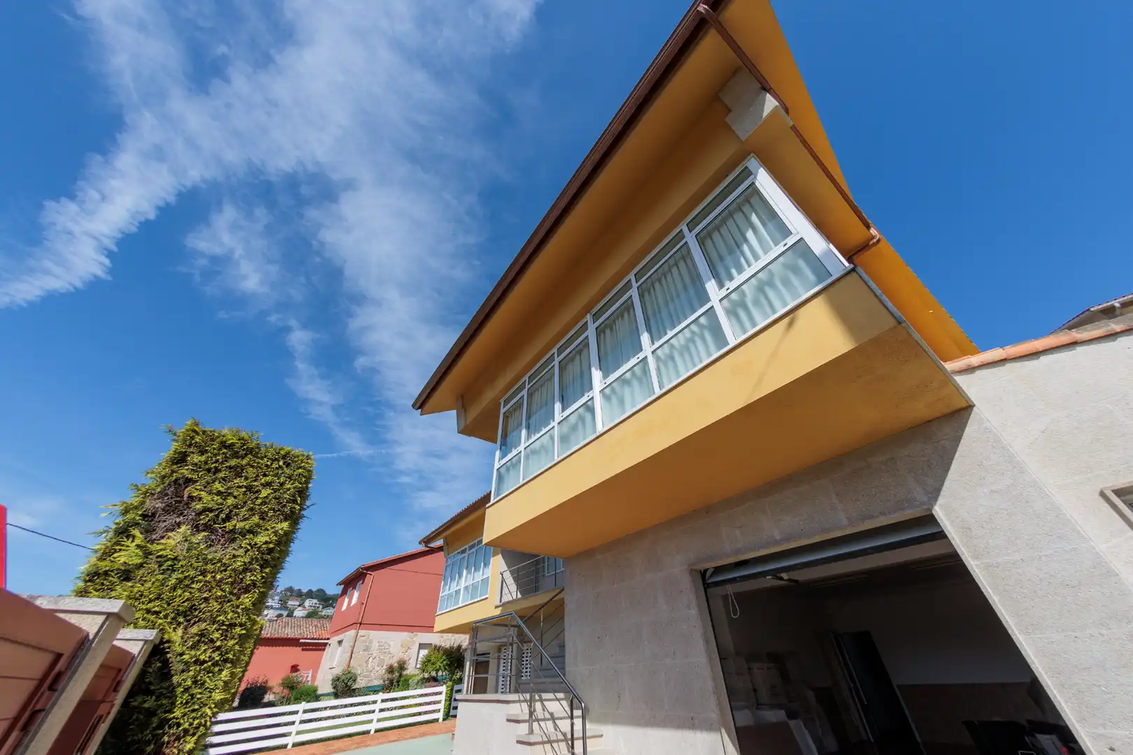 Vista exterior de Casa o chalet en venta en Vigo  con Jardín privado, Parquet y Terraza