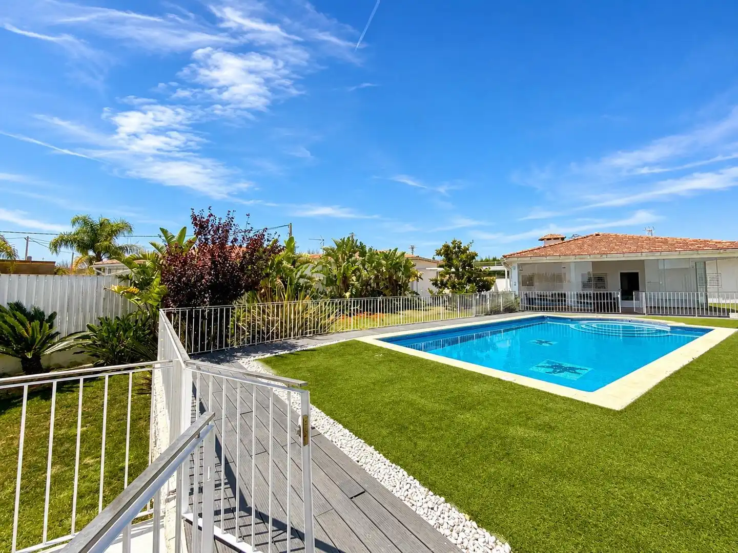 Piscina de Casa o xalet en venda en Carlet amb Aire condicionat, Calefacció i Jardí privat