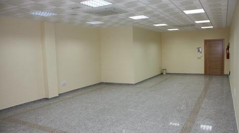 Foto 4 de Oficina de alquiler en N/a, -1, Yuncos, Toledo