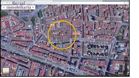 Casa y negocio de restaurante  en Logroño zona Laurel. Rentabilidad de 7