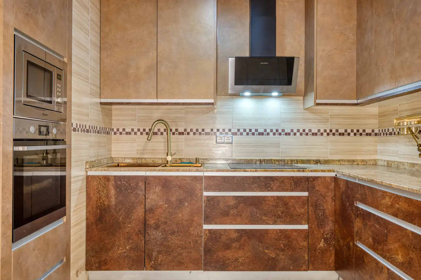 Kitchen of Detached homes for sale in Sant Joan d'Alacant  with Air Conditioner, Heating and Parquet flooring