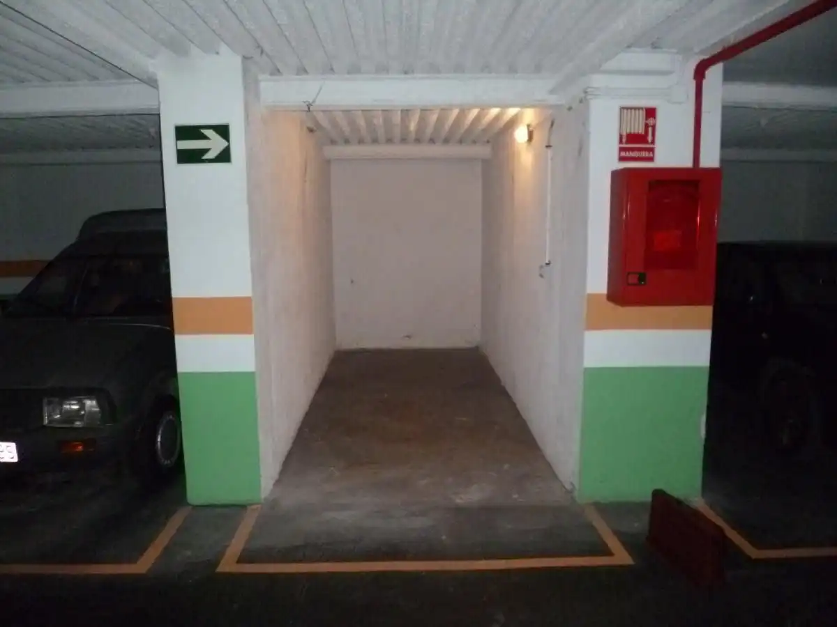 Einzelparkplatz zum Verkauf in Centro - Ariz - Uribarri