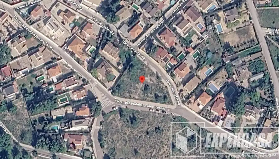 Terrenys i solars en venda a Calle Violinista Alos Tormo 9