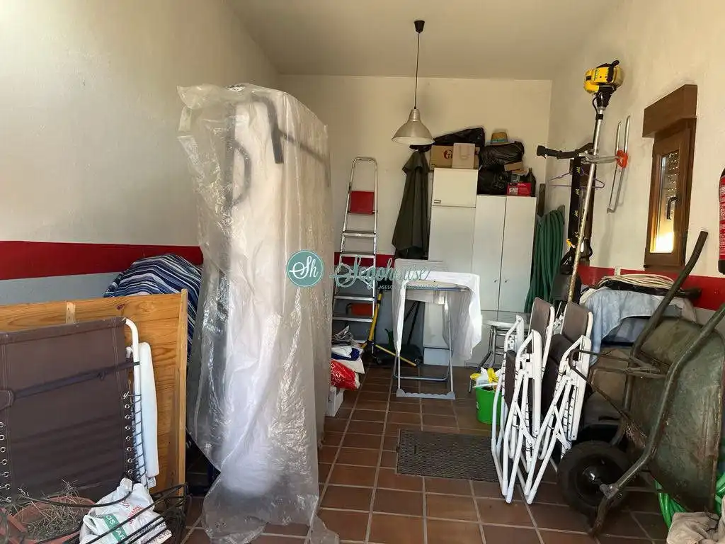 Casa o xalet de lloguer en Palazuelos de Eresma amb Calefacció, Terrassa i Moblat
