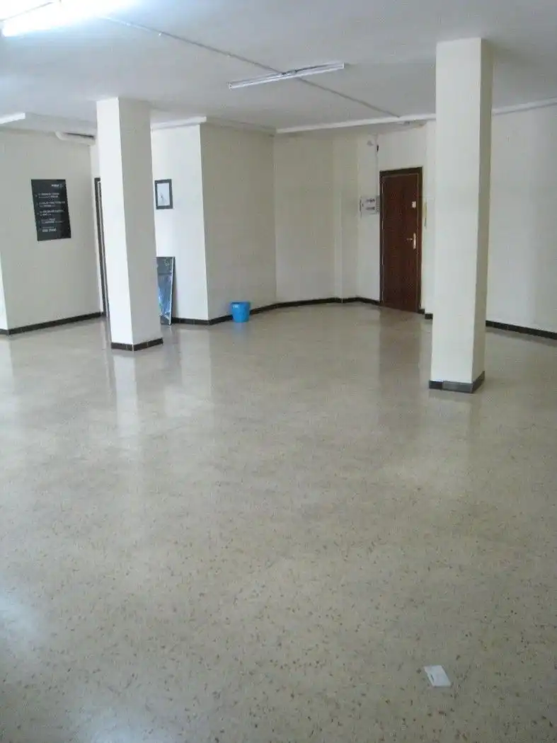Office for rent in Barcelona  with Air Conditioner