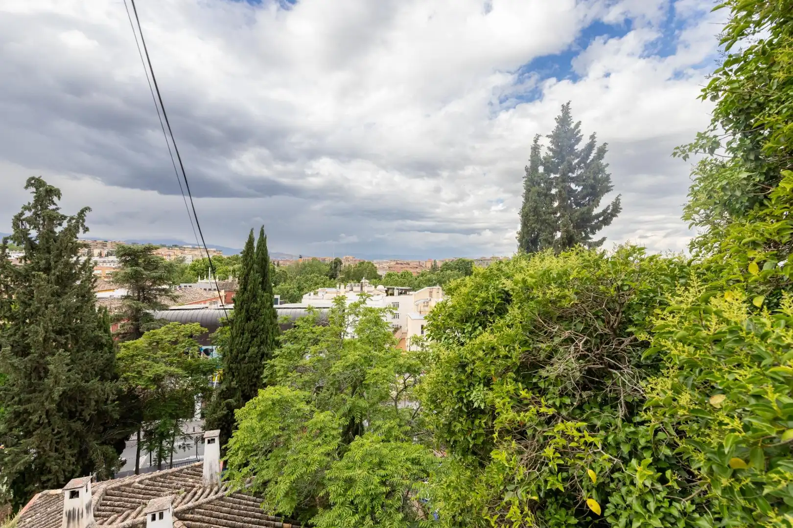 Vista exterior de Piso de alquiler en Granada con Aire acondicionado, Calefacción y Terraza
