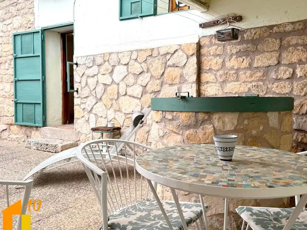 Terrace of Houses for sale in Villaldemiro  with Heating, Storage room and Furnished