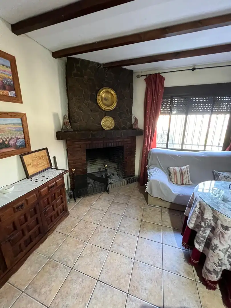 Sala de estar de Casa o chalet de alquiler en Baena con Aire acondicionado, Jardín privado y Terraza
