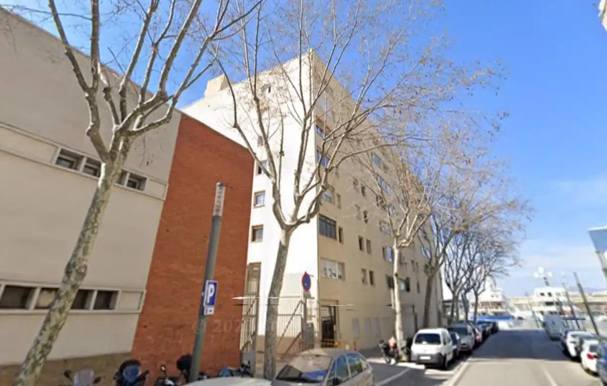 Vista exterior de Pis en venda en Barcelona amb Aire condicionat, Calefacció i Balcó