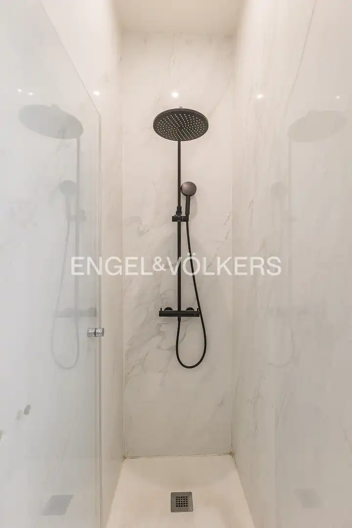 Baño de Piso en venta en Madrid con Aire acondicionado y Calefacción