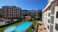 Vista exterior de Pis en venda en Castro-Urdiales amb Terrassa