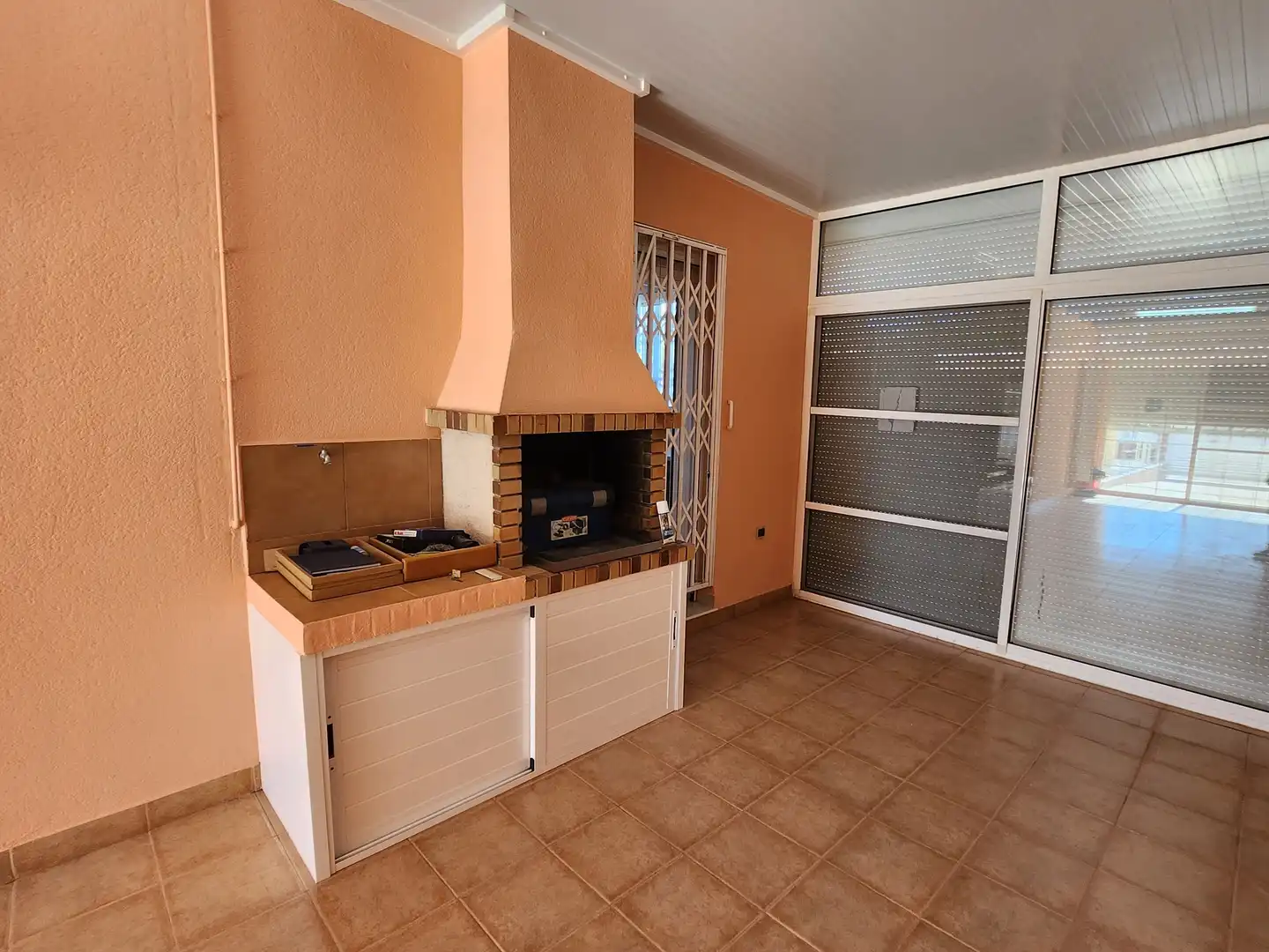 Cocina de Casa adosada en venta en Roda de Berà con Aire acondicionado, Calefacción y Terraza
