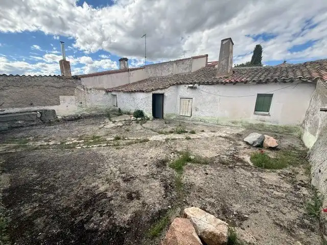 Casa o xalet en venda en Salmoral