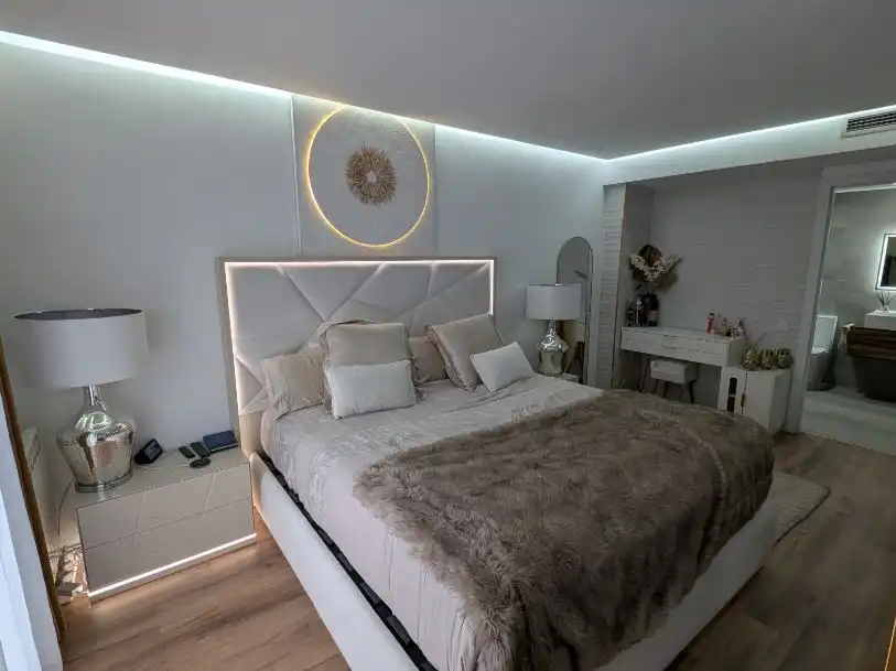 Flat with pool for sale in Miquel Marti i Pol 17, imagen 7