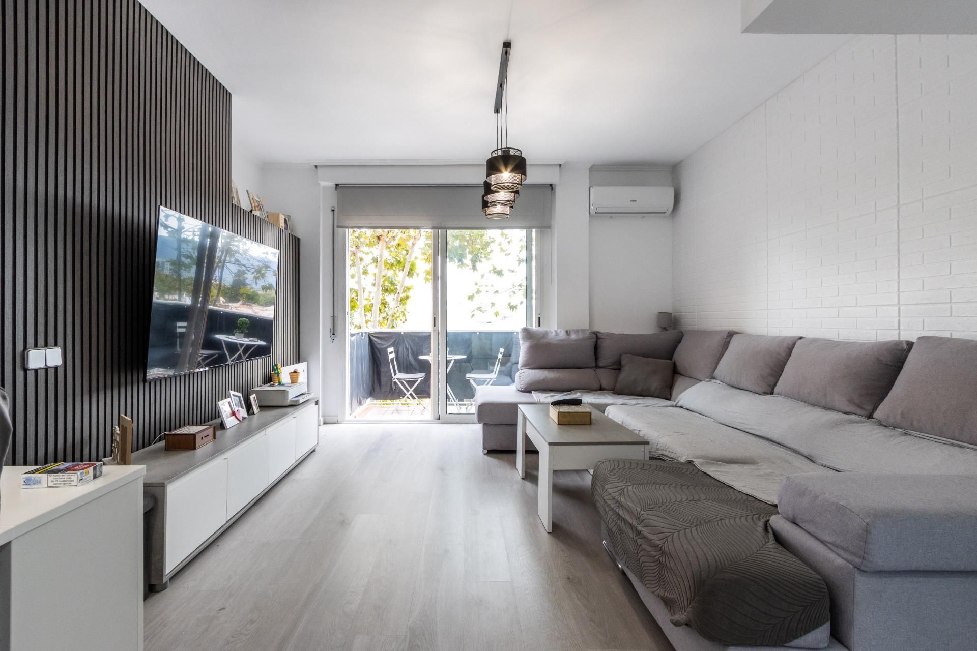 Sala d'estar de Àtic en venda en Ripollet amb Aire condicionat, Calefacció i Terrassa