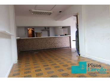 Local comercial en alquiler en Calle padre ignacio ellacuria 15