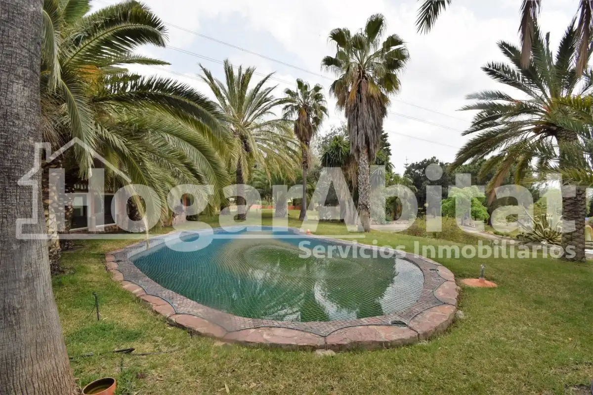 Chalet con piscina en venta en Calle RONDA DEL PUIG DE SANTA MARÍA, imagen 16