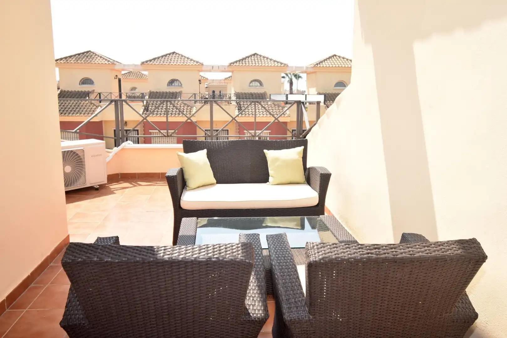 Terraza de Dúplex en venta en Pilar de la Horadada con Aire acondicionado, Calefacción y Jardín privado