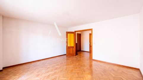 Foto 4 de Piso en venta en Calle Villa de Marin, La Paz, Madrid Capital