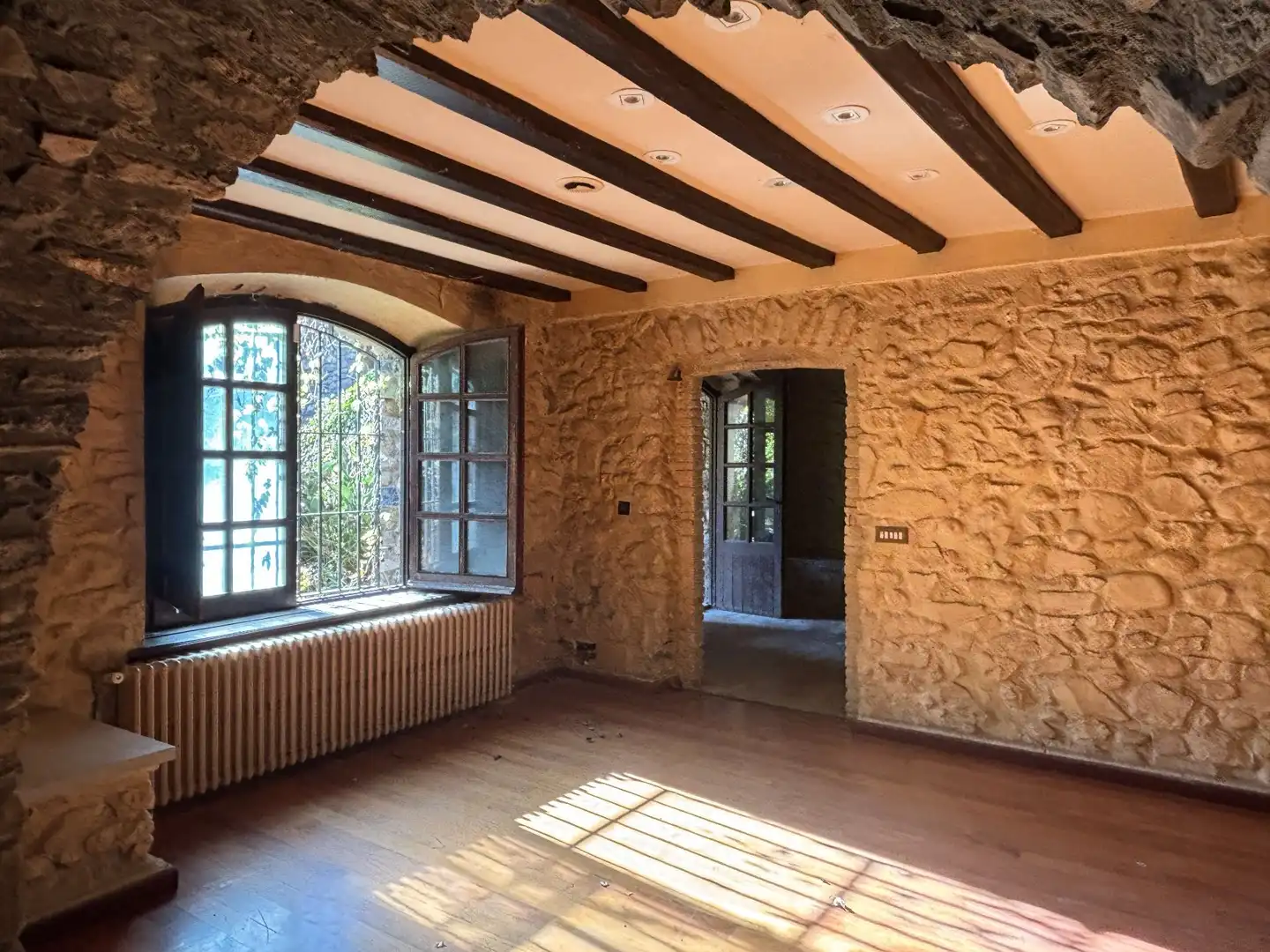 Finca rústica en venta en La Pera con Jardín privado, Trastero y Piscina