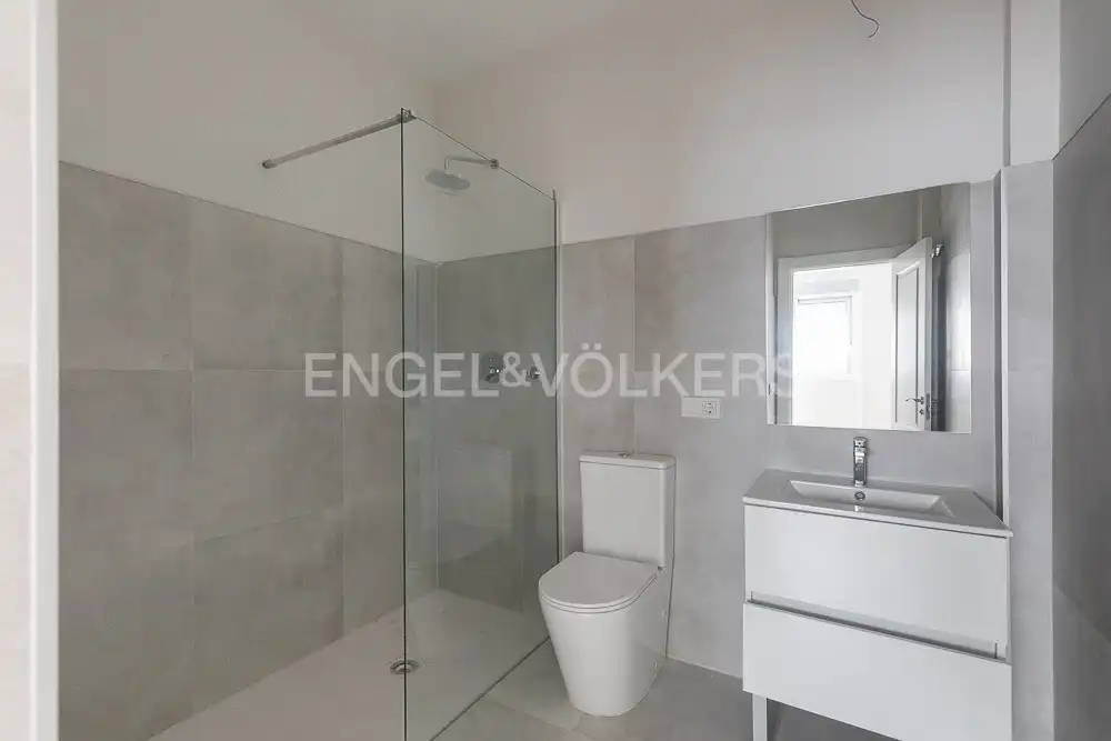 Baño de Ático en venta en Valencia con Aire acondicionado, Calefacción y Terraza